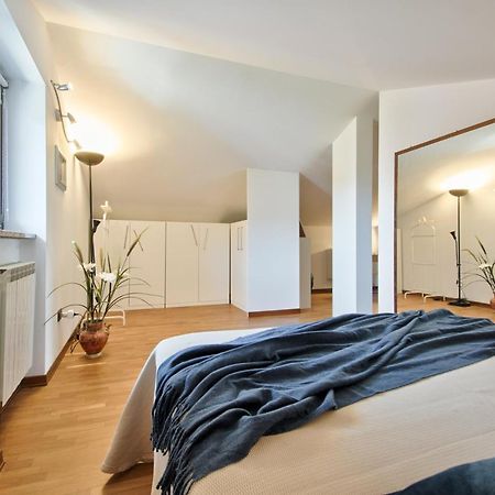 5 Miglia Apartment La Mansarda A Collegno Exterior photo