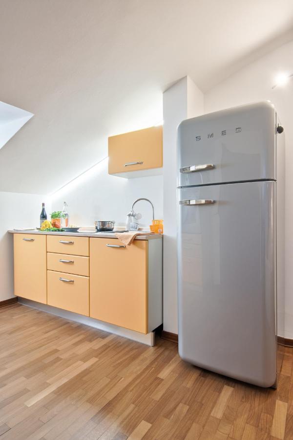 5 Miglia Apartment La Mansarda A Collegno Exterior photo